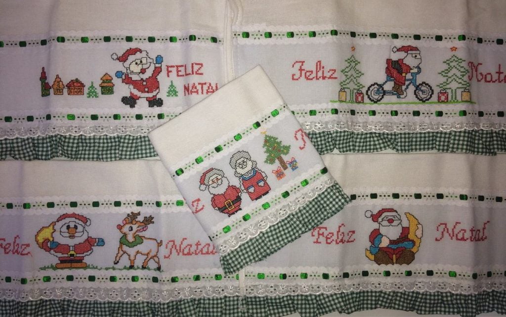 Panos de Pratos com estampas de Natal 