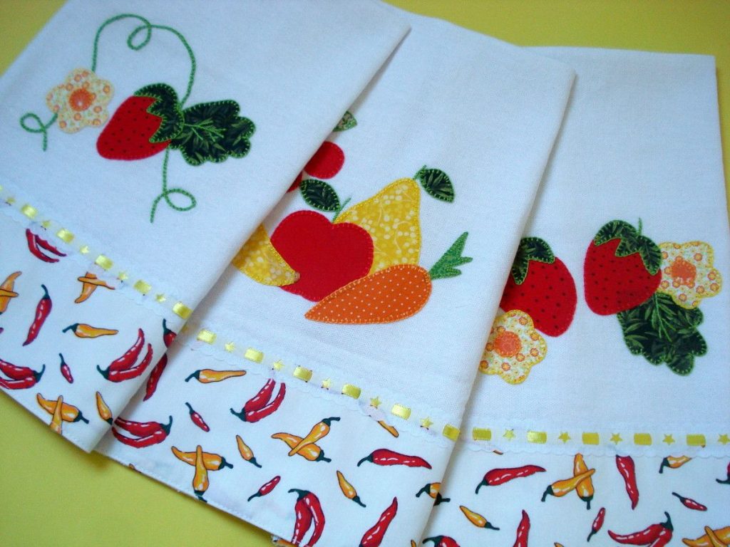 Panos de prato com estampas de frutas