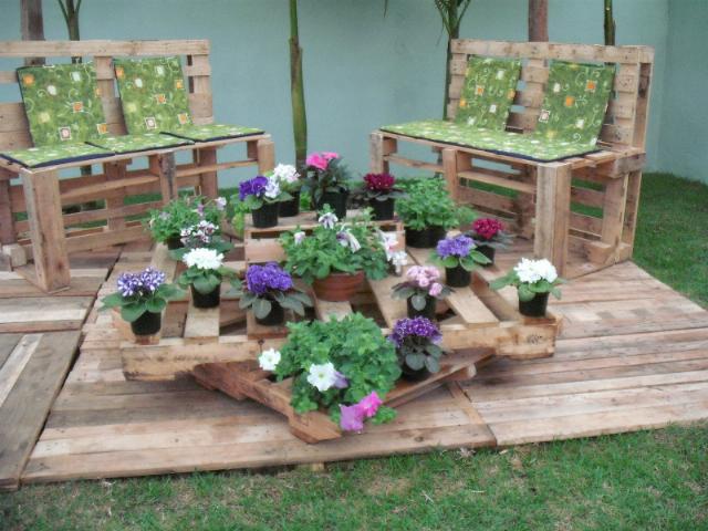 Decoração de jardim pallets