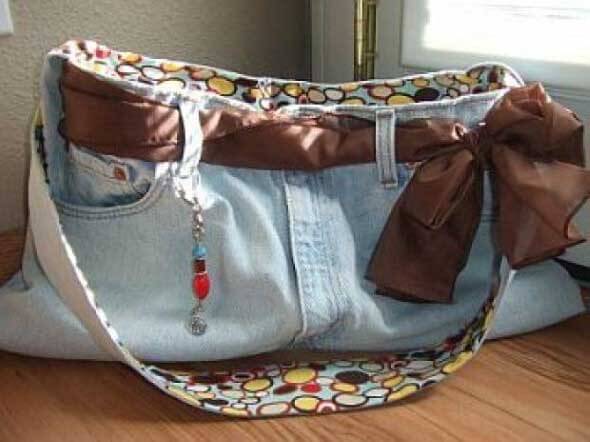 Bolsa de tecido jeans com alça colorida de tecido