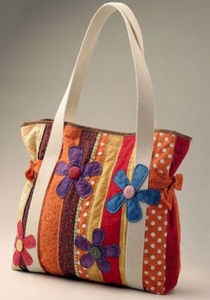 bolsa de retalhos de tecido colorido com flores