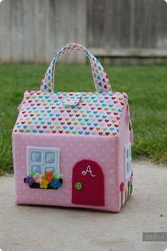 Casinha de boneca bolsa