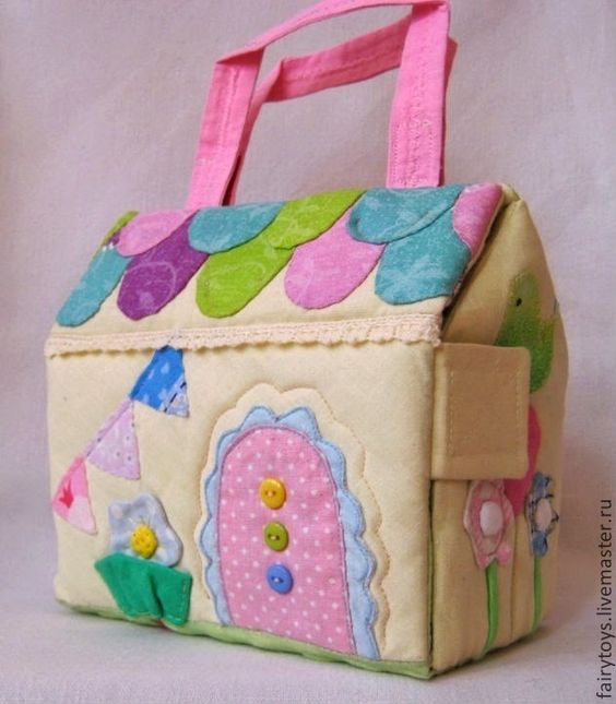 Casinha de boneca bolsa