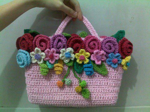 Bolsa de Crochê com flores