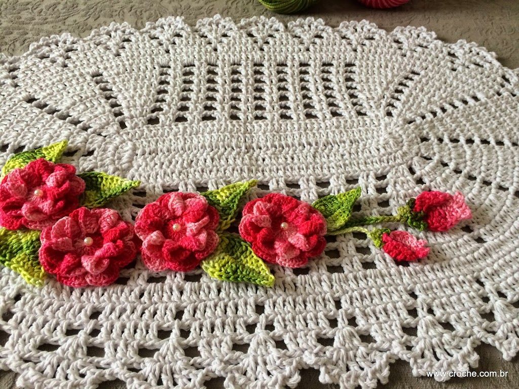 Tapete-oval-de-croche-com-flores3