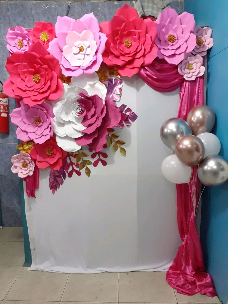 Painel-com-flores-de-papel6