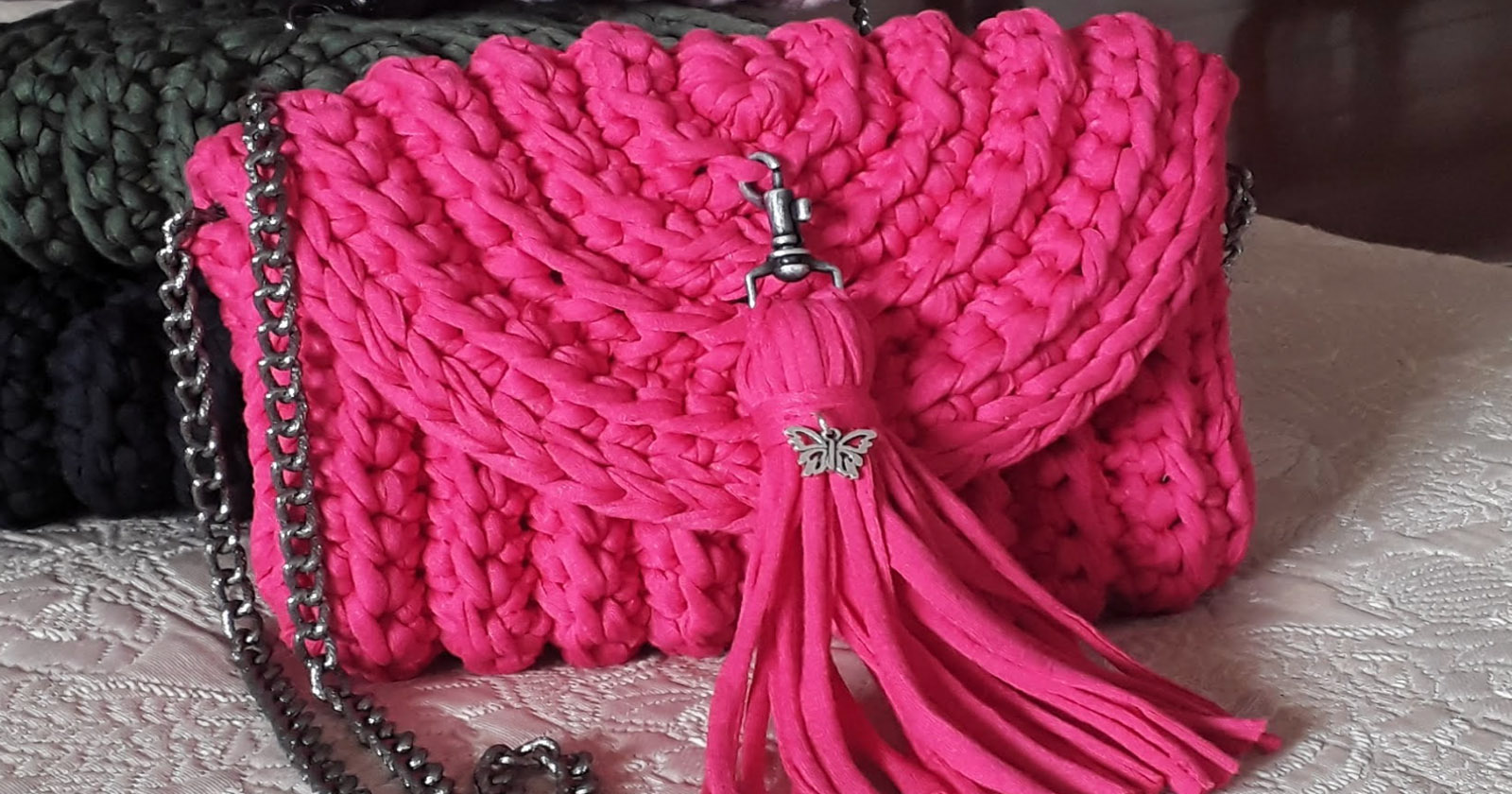 bolsa de croche rosa barbie